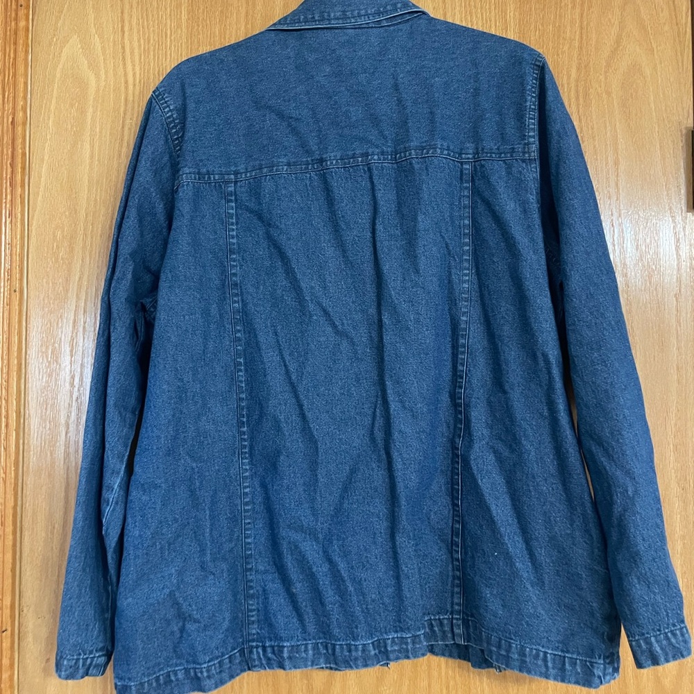 Vintage Denim Jacket with Red Floral Embroidery - Picture 3 of 11